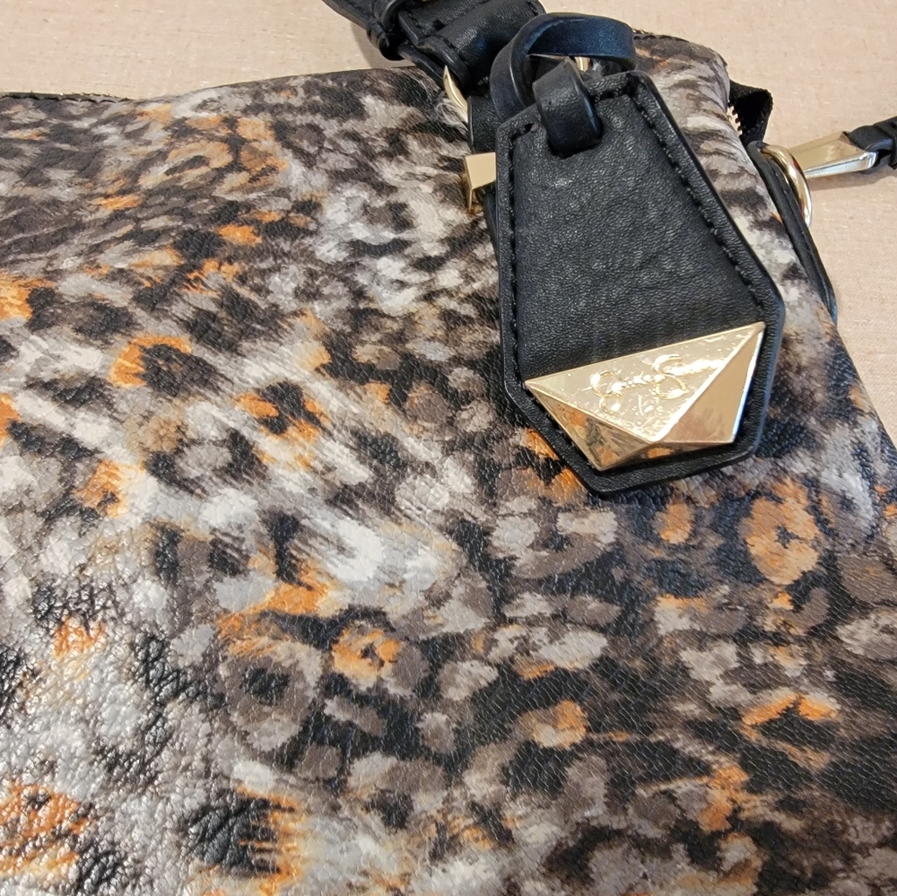 Jessica Simpson Animal Print Bag Hobo Handbag - Picture 6 of 11